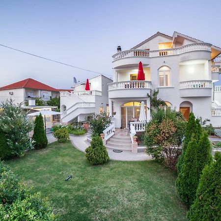 Apartments Lipic Водице Екстериор снимка