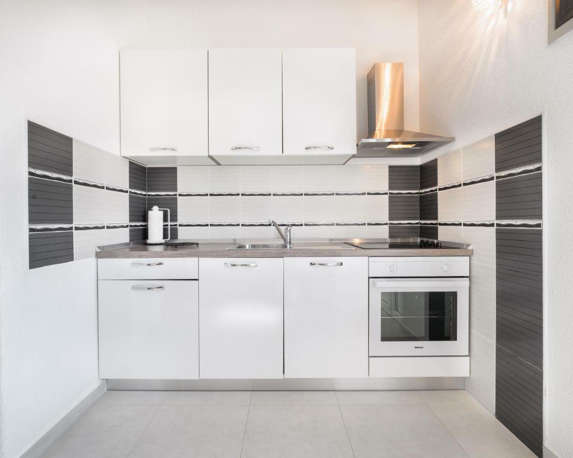 Apartments Lipic Водице Екстериор снимка