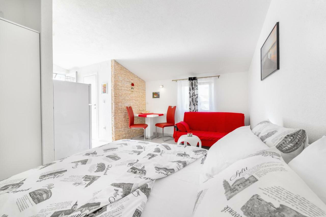 Apartments Lipic Водице Екстериор снимка