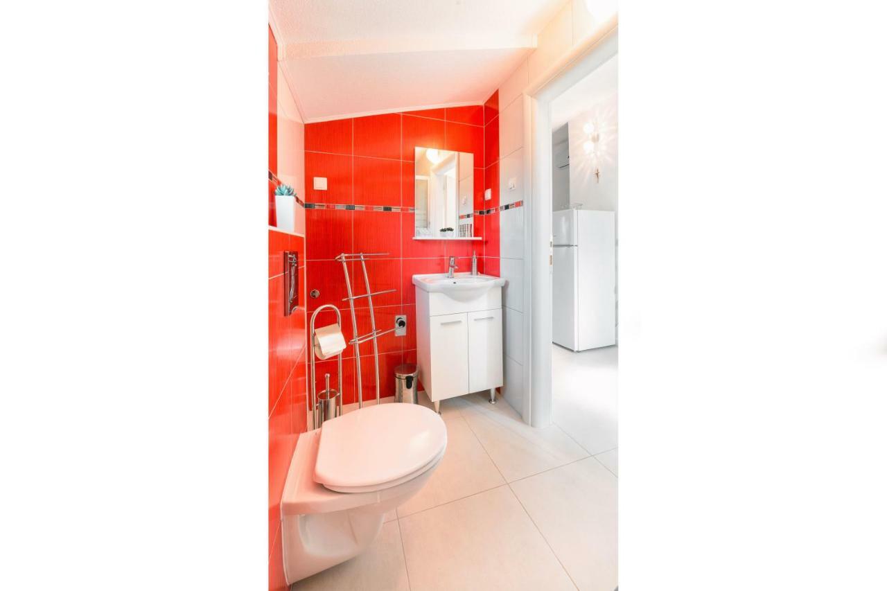 Apartments Lipic Водице Екстериор снимка