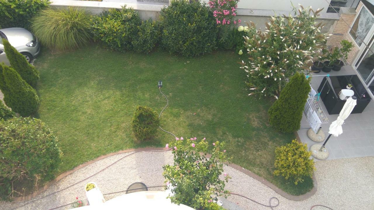 Apartments Lipic Водице Екстериор снимка