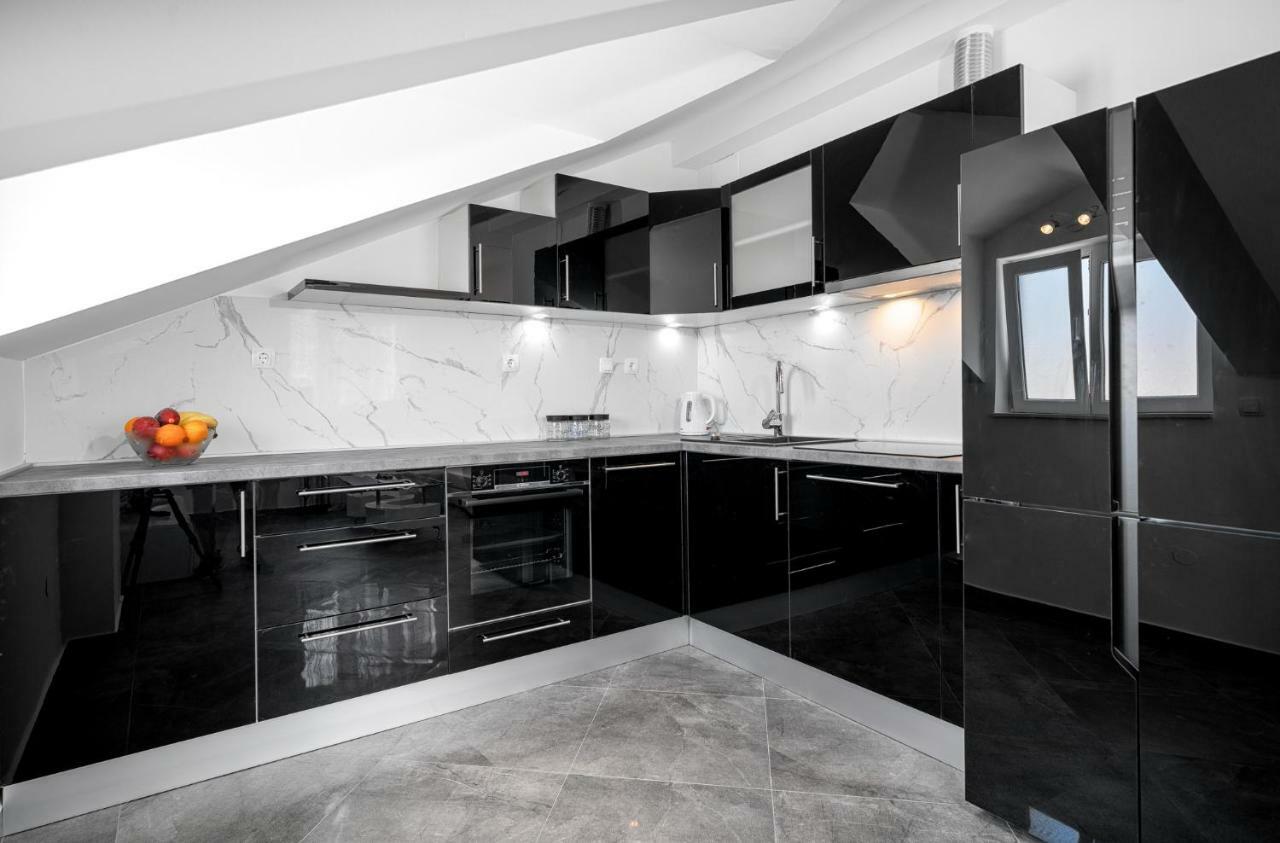 Apartments Lipic Водице Екстериор снимка