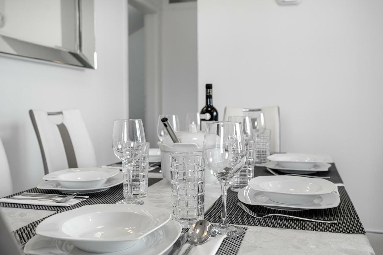 Apartments Lipic Водице Екстериор снимка