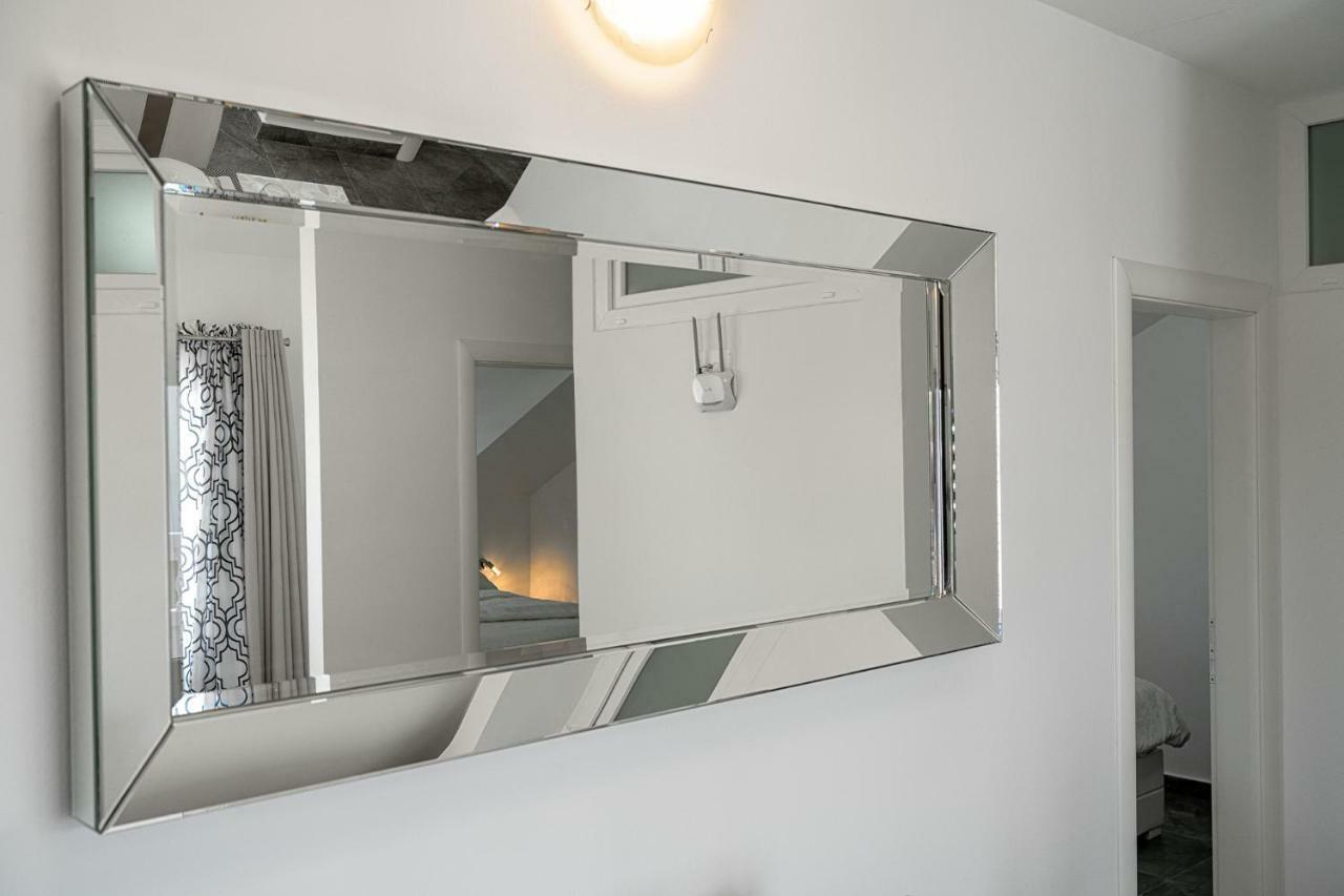 Apartments Lipic Водице Екстериор снимка